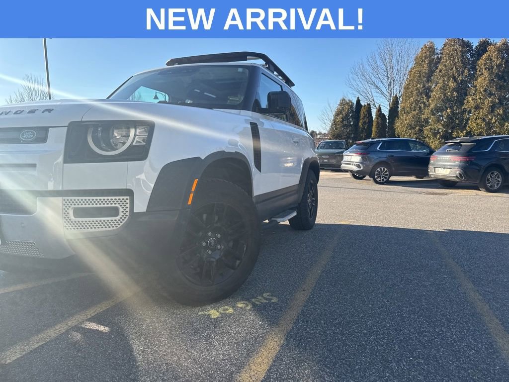 Used 2023 Land Rover Defender 90 S image 3