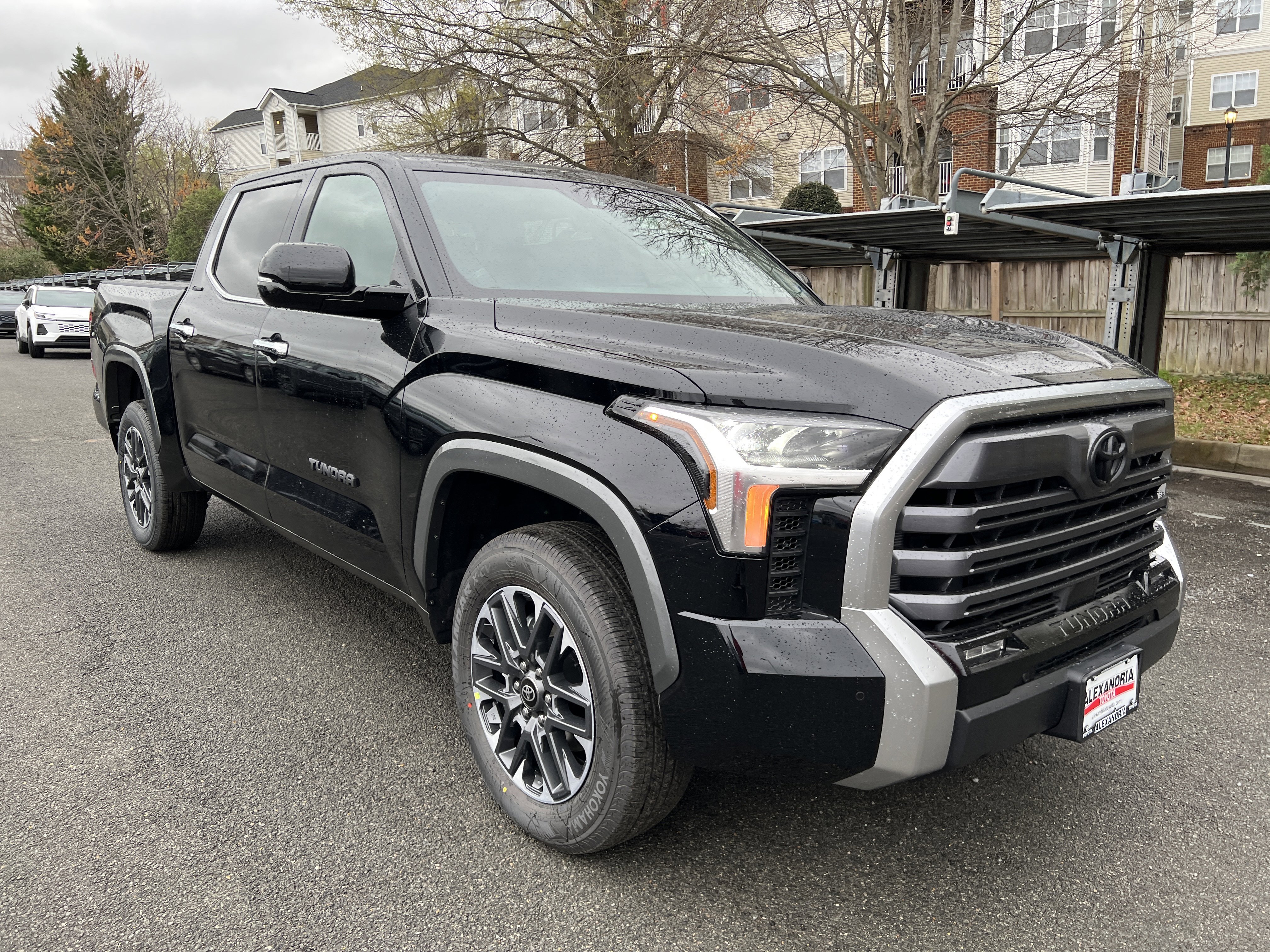 New 2026 Toyota Tundra Limited AWD/4WD image 3
