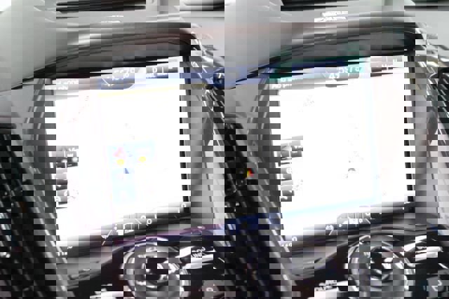 Used 2014 Ford C-MAX Energi SEL w/ Equipment Group 303A FWD image 18