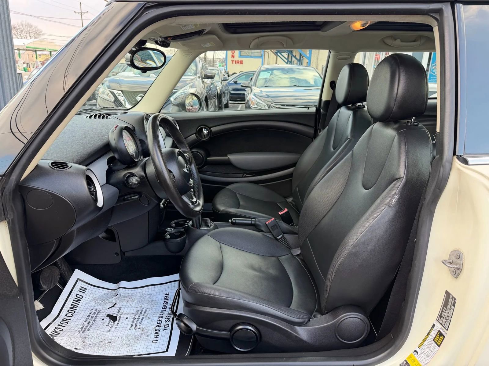 Used 2012 MINI Cooper Hardtop image 15