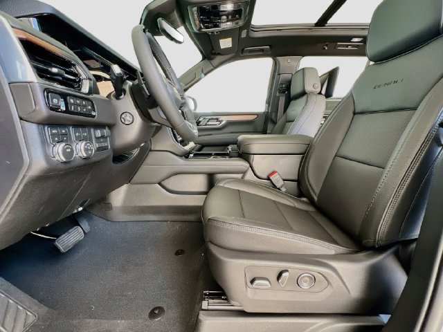 New 2027 GMC Yukon Denali w/ Denali Reserve Package AWD/4WD image 15