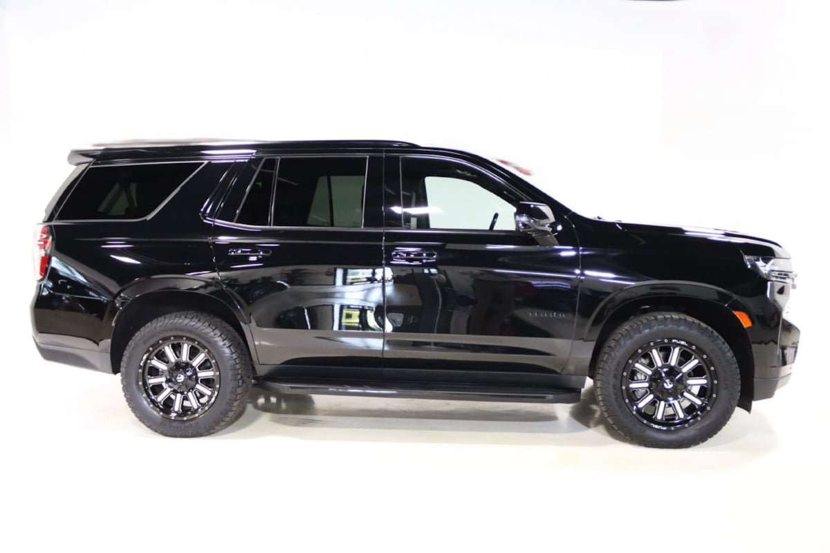Used 2022 Chevrolet Tahoe RST w/ Luxury Package AWD/4WD image 5