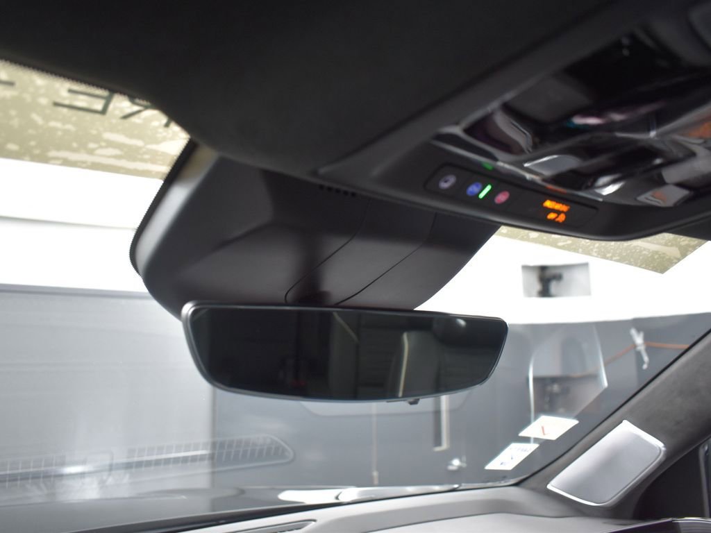 Certified 2026 Cadillac Escalade ESV Platinum Sport w/ LPO, ONYX Package image 22