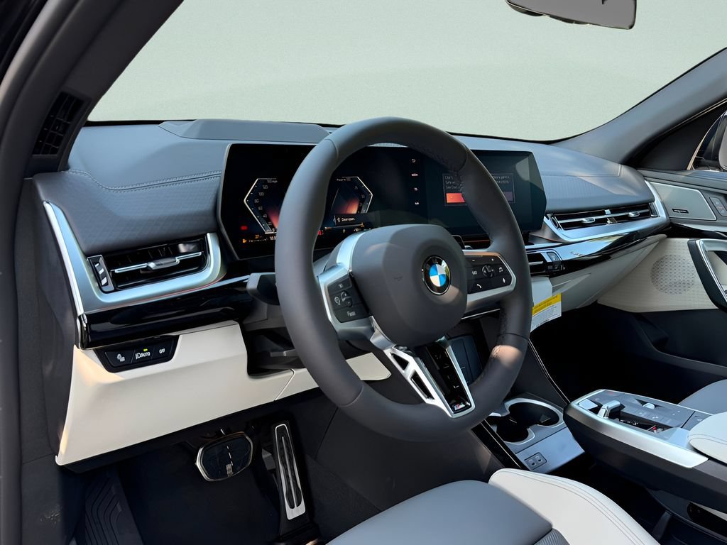 New 2026 BMW X2 xDrive28i w/ Technology Package AWD/4WD image 9