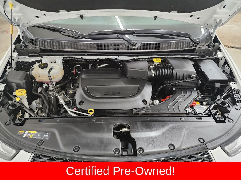 Used 2024 Chrysler Pacifica Touring-L image 34
