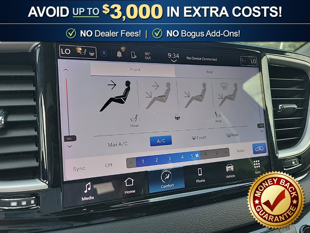 Used 2024 Chrysler Pacifica Touring-L FWD image 20