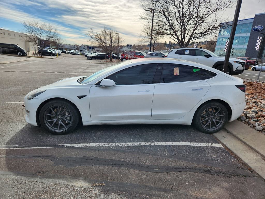 Used 2018 Tesla Model 3 Long Range image 4