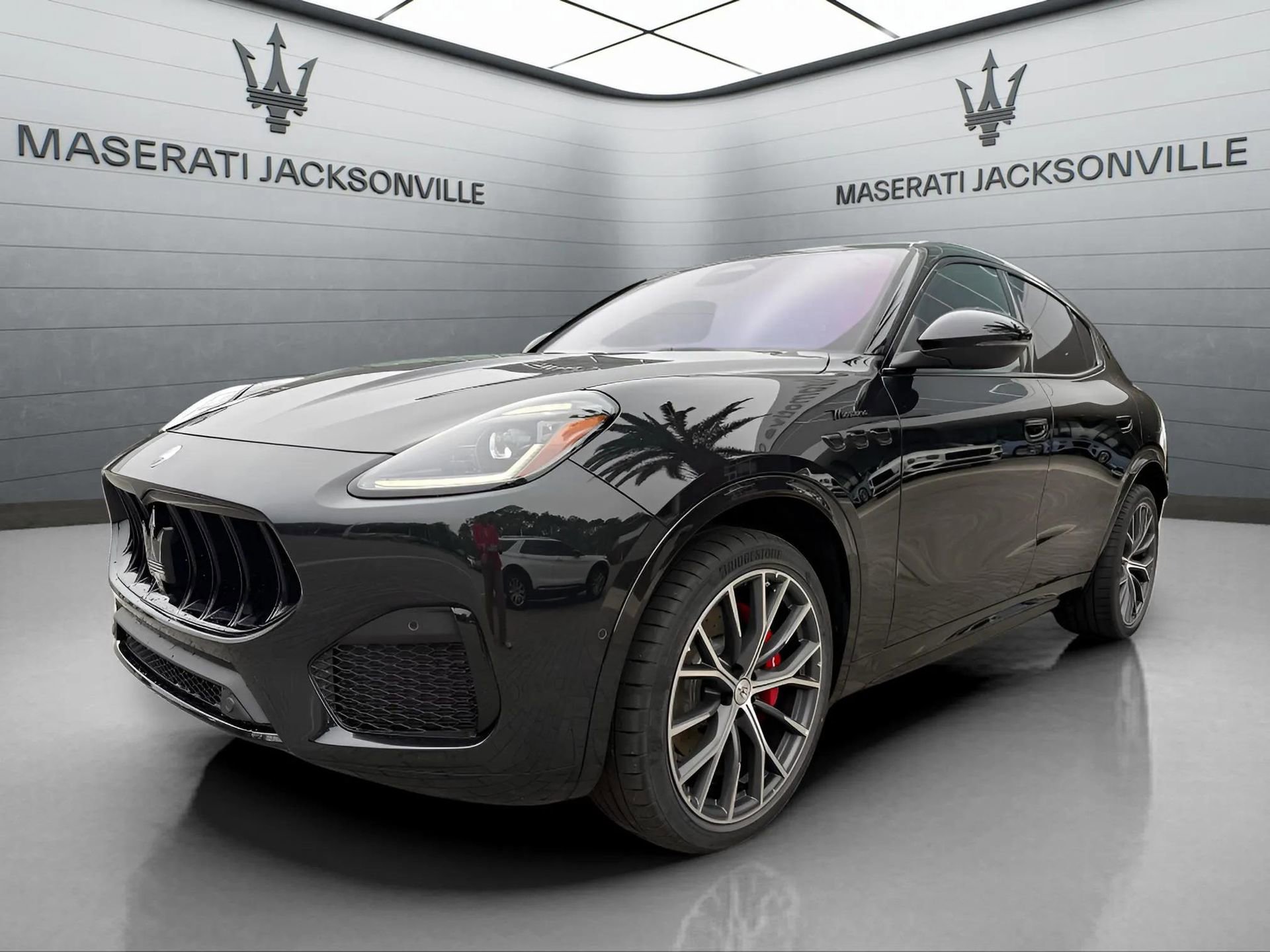 New 2026 Maserati Grecale Modena image 9