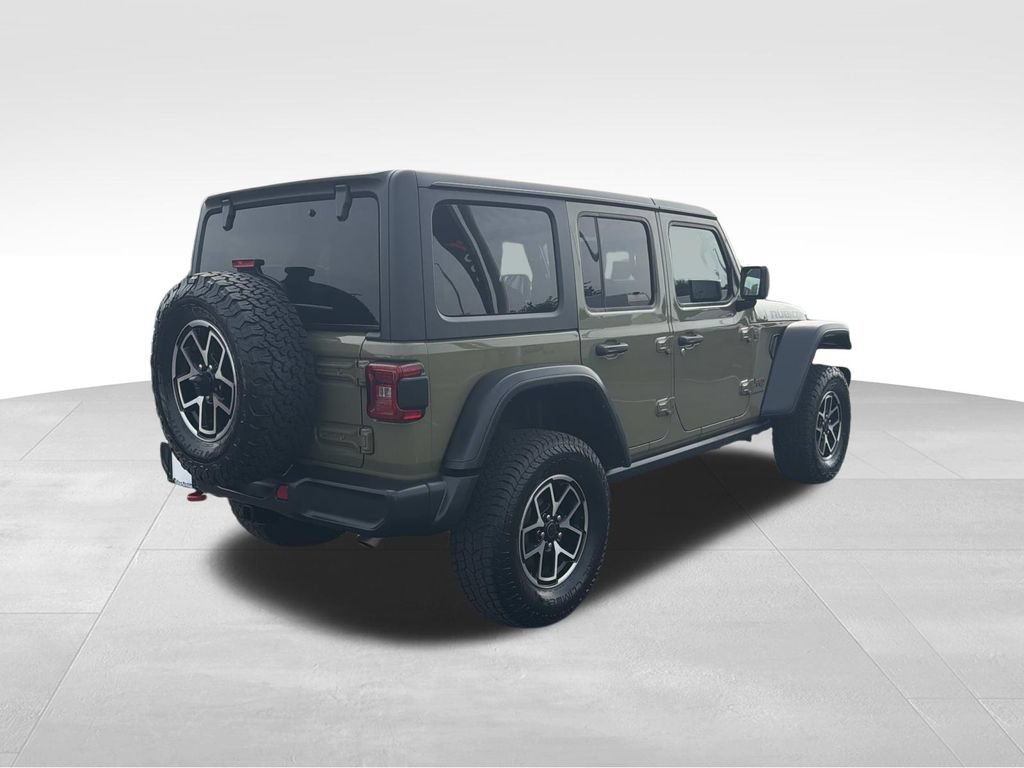 Used 2026 Jeep Wrangler Unlimited Rubicon AWD/4WD image 3