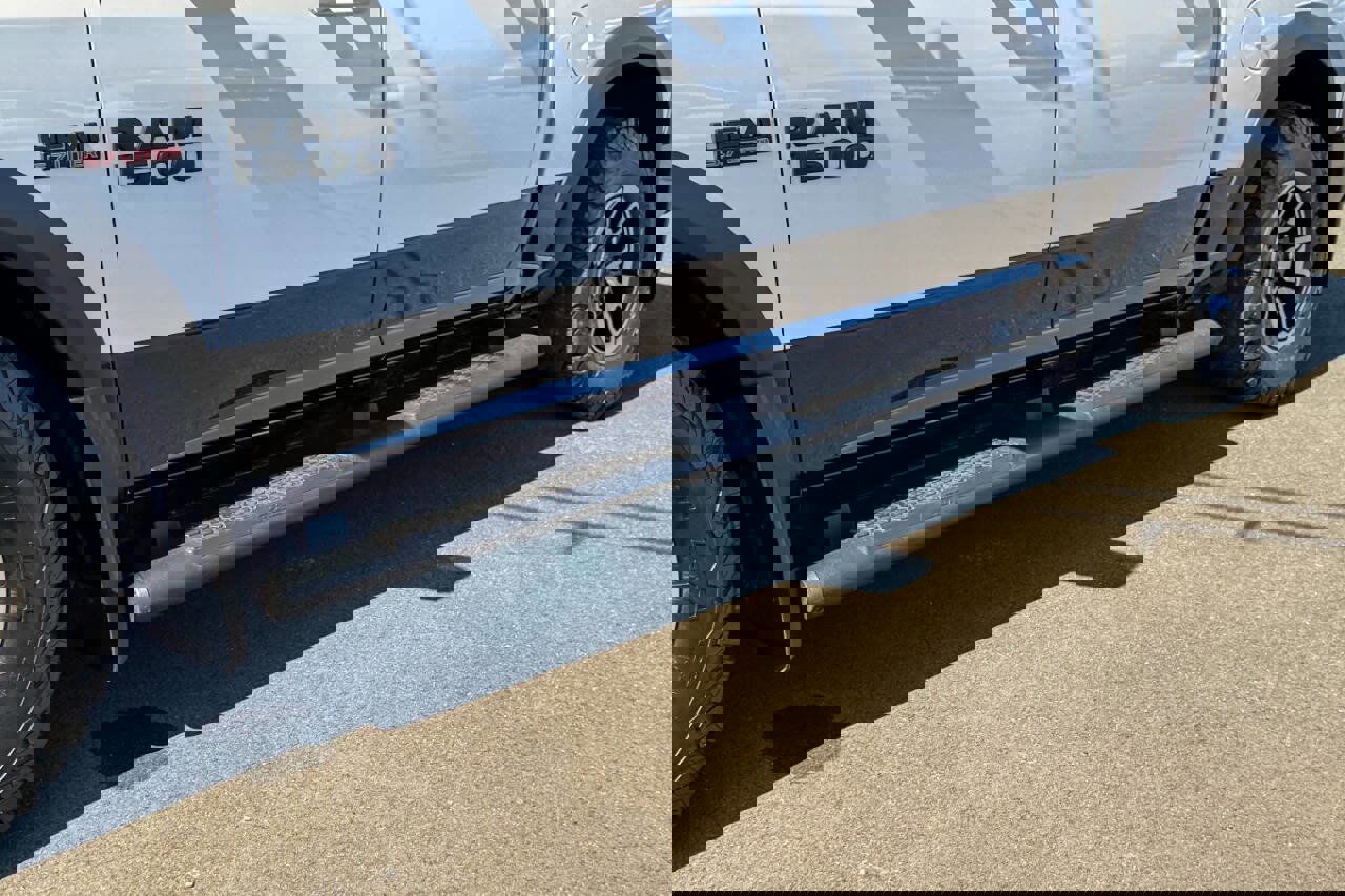 Used 2017 RAM 1500 Rebel w/ Luxury Group image 39