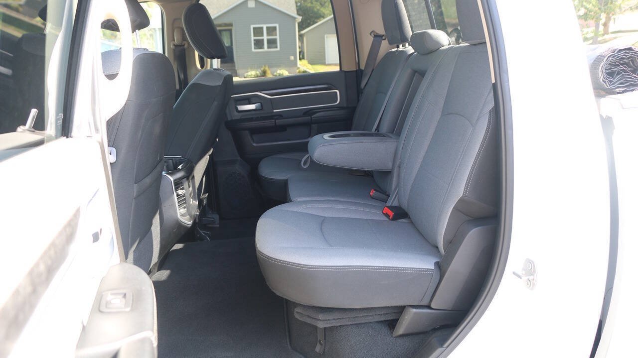 Used 2019 RAM 2500 Big Horn AWD/4WD image 11