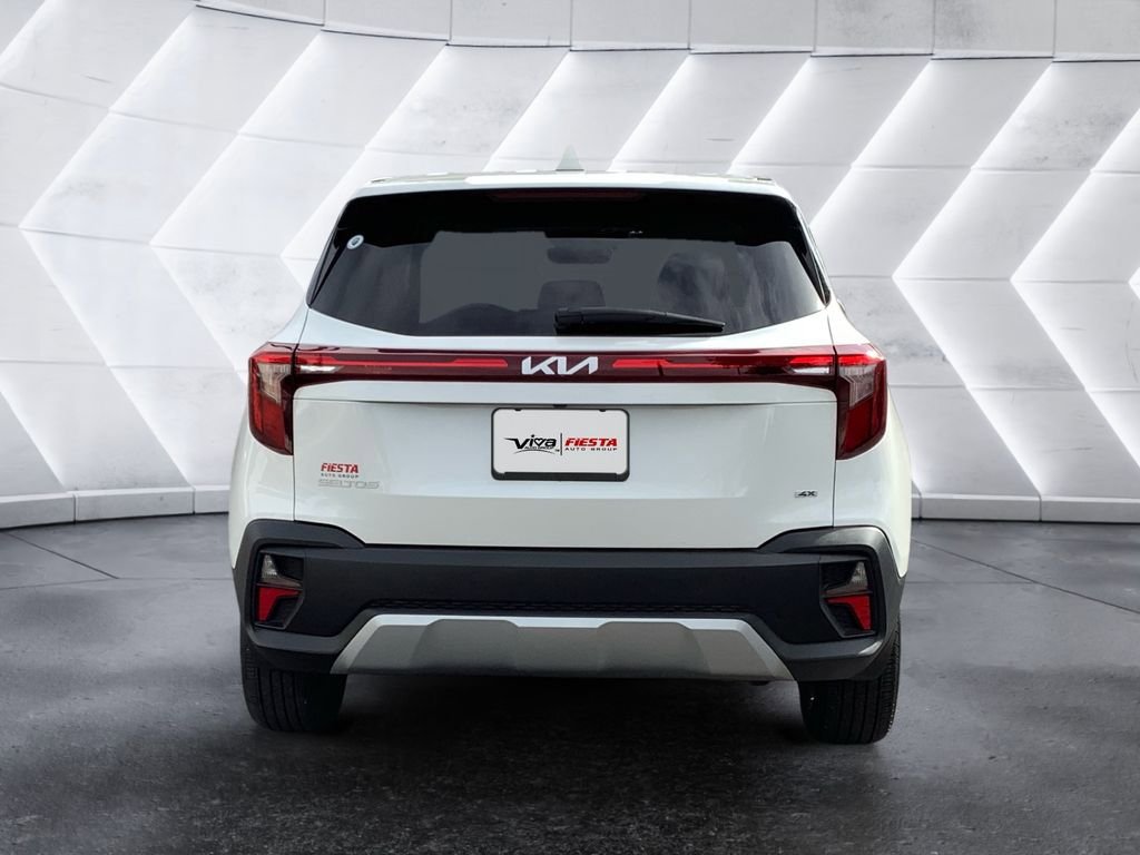 Used 2025 Kia Seltos LX AWD/4WD image 5