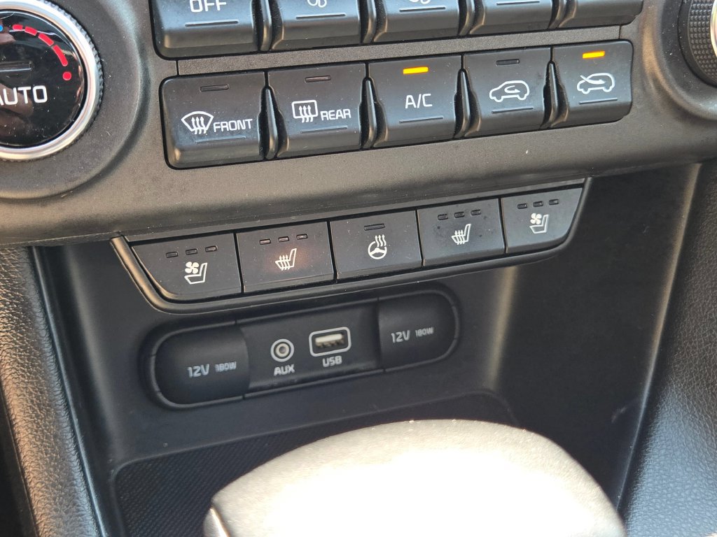 Used 2017 Kia Sportage EX w/ EX Technology Package FWD image 32