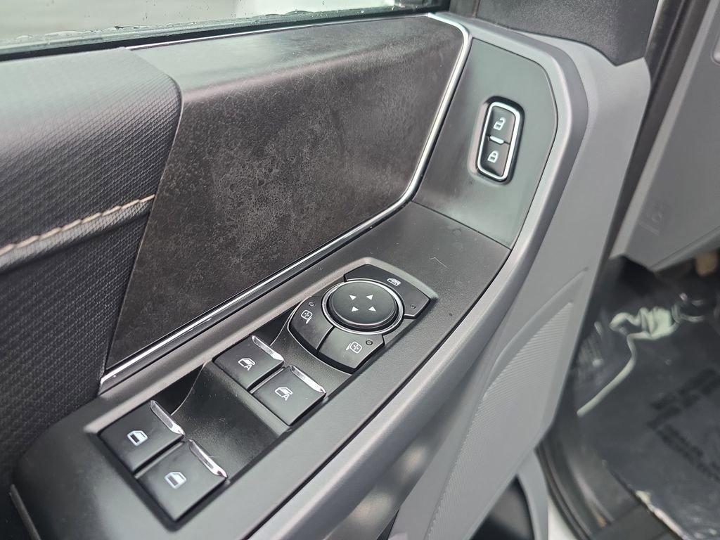 Used 2025 Ford F150 XLT w/ Equipment Group 301A Standard image 18