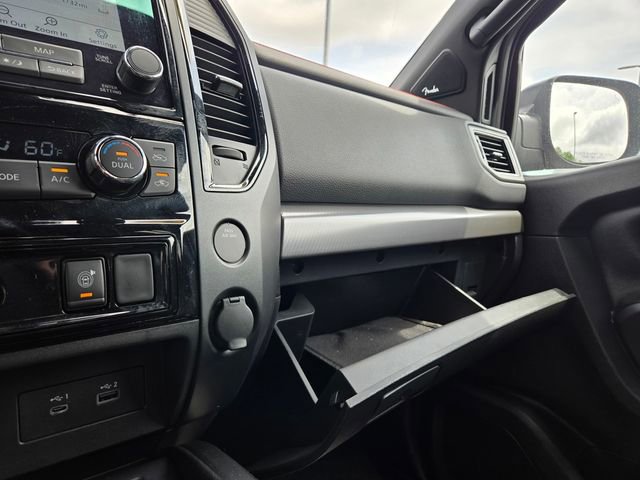 Used 2023 Nissan Titan PRO-4X w/ Pro-4x Utility Package AWD/4WD image 13