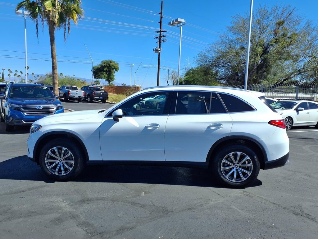 Used 2024 Mercedes-Benz GLC 300 4MATIC image 14