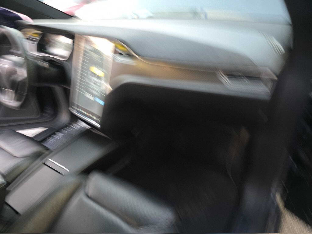 Used 2016 Tesla Model X Performance image 23