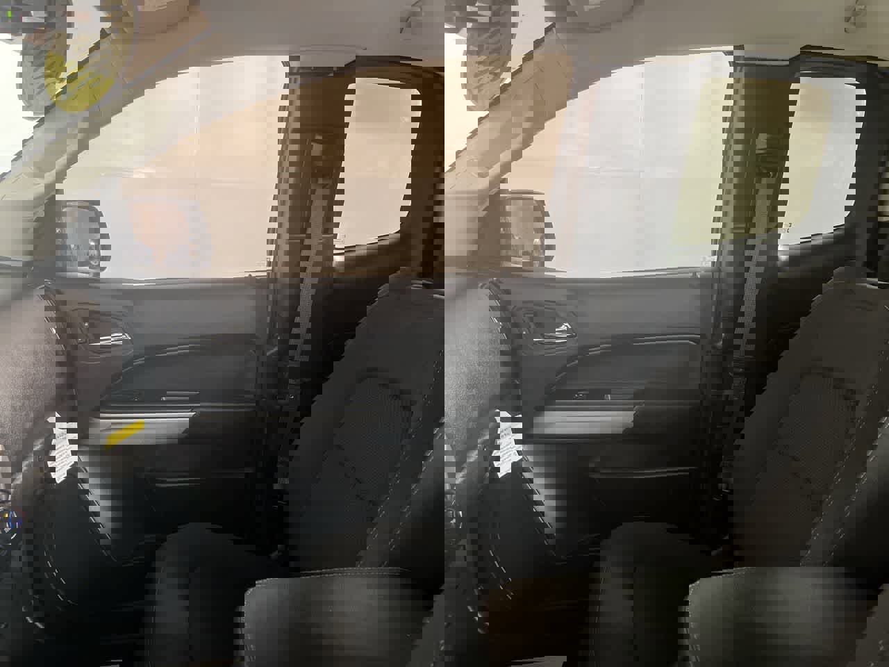 Used 2022 Chevrolet Colorado LT w/ Fleet Safety Package image 25