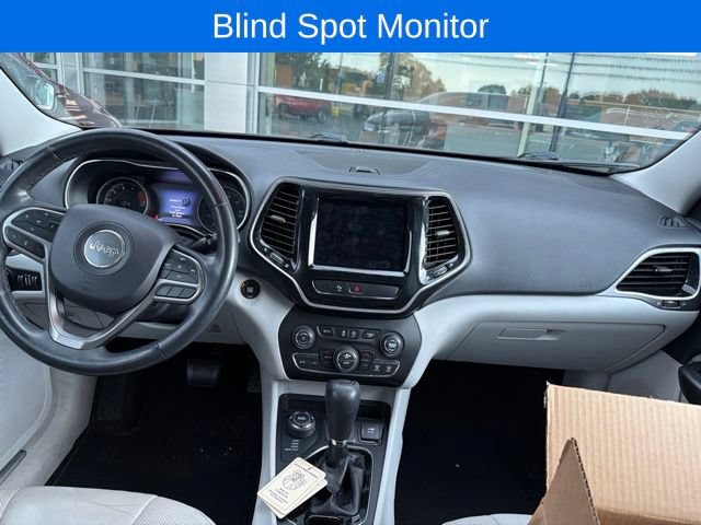Used 2019 Jeep Cherokee Limited AWD/4WD image 11