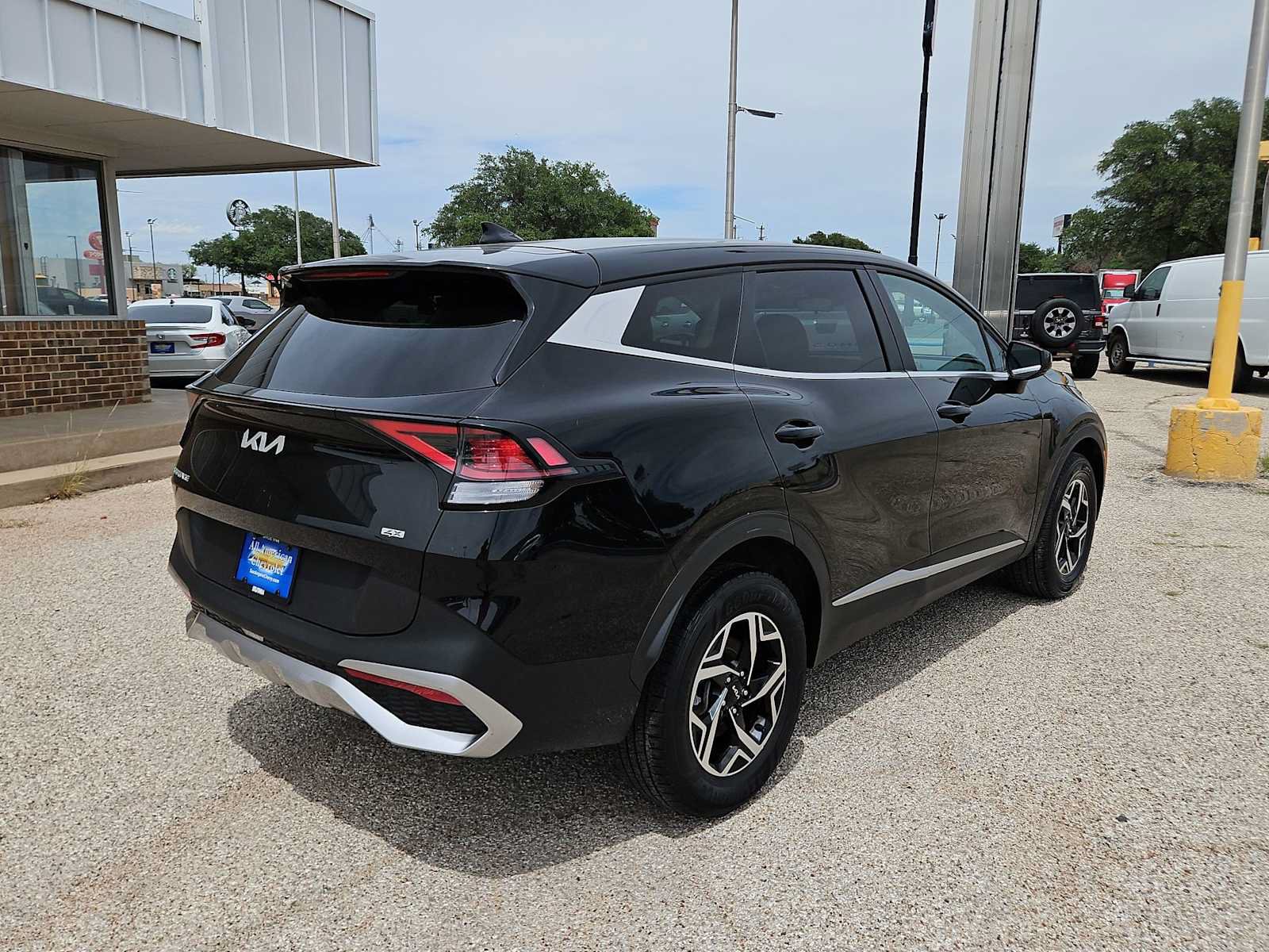 Used 2024 Kia Sportage LX AWD/4WD image 8