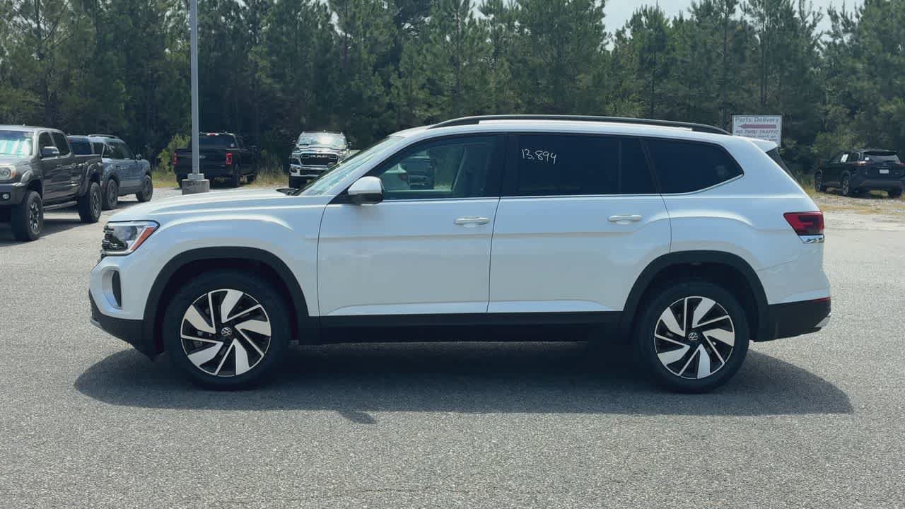 Used 2026 Volkswagen Atlas SE FWD image 5