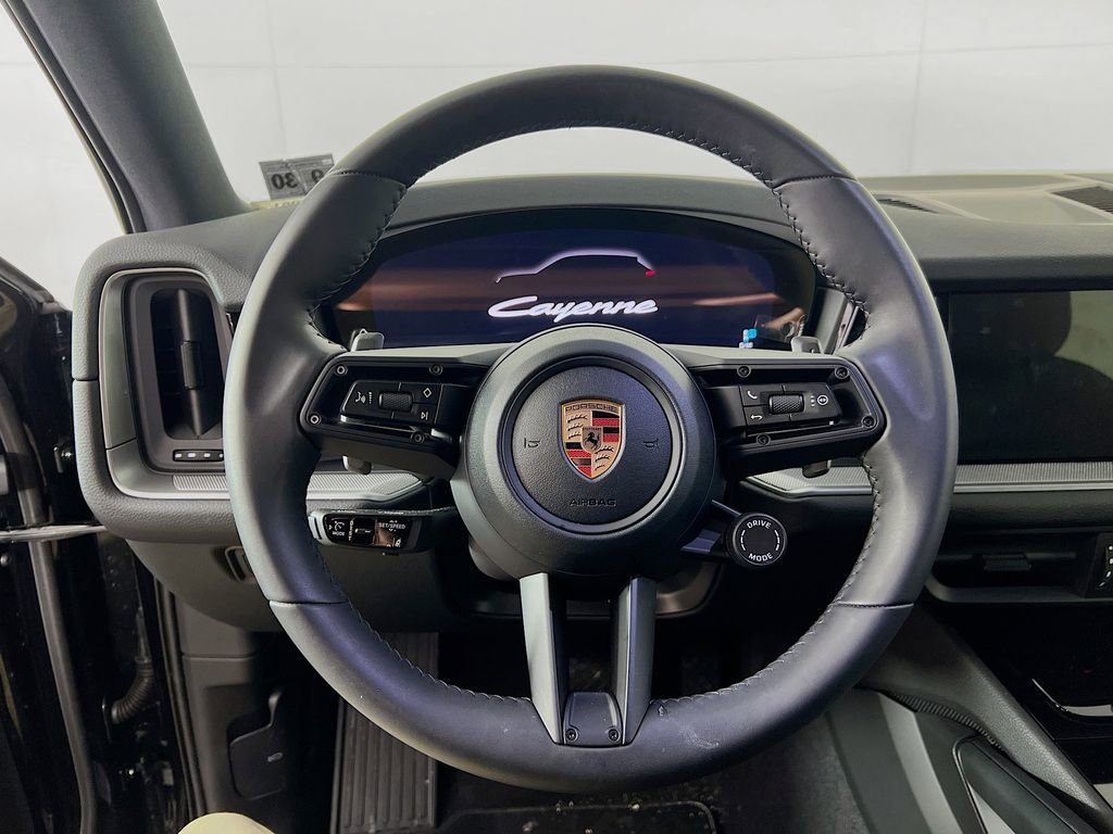 Certified 2026 Porsche Cayenne image 12