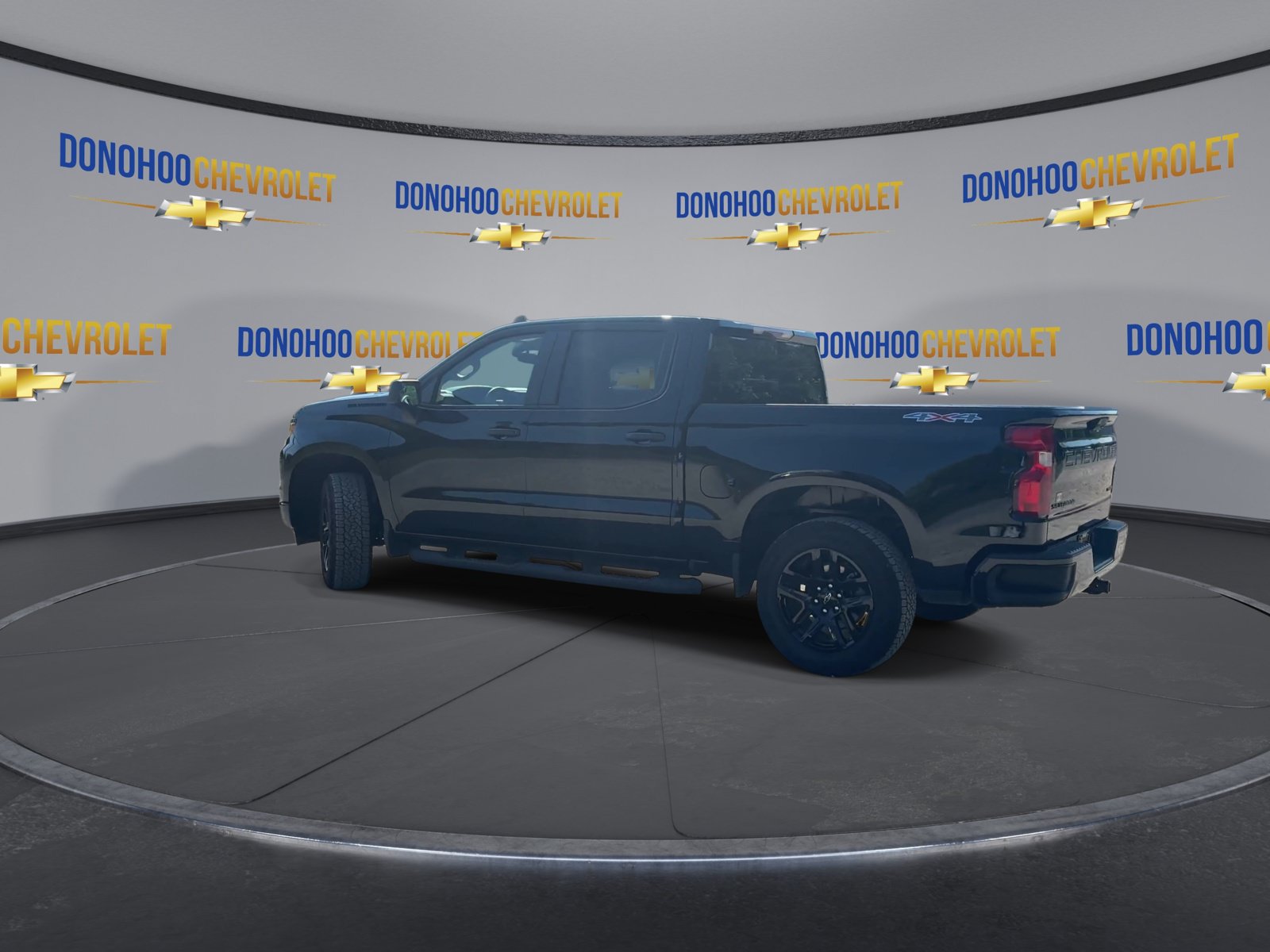 Used 2026 Chevrolet Silverado 1500 Custom w/ Turbomax Blackout Package AWD/4WD image 7