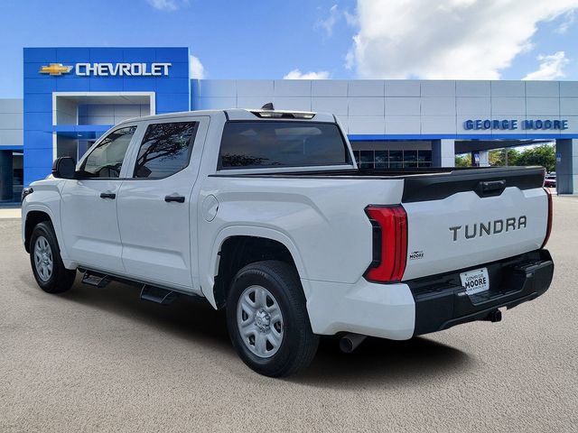 Used 2025 Toyota Tundra SR w/ SR Tow Package RWD image 3