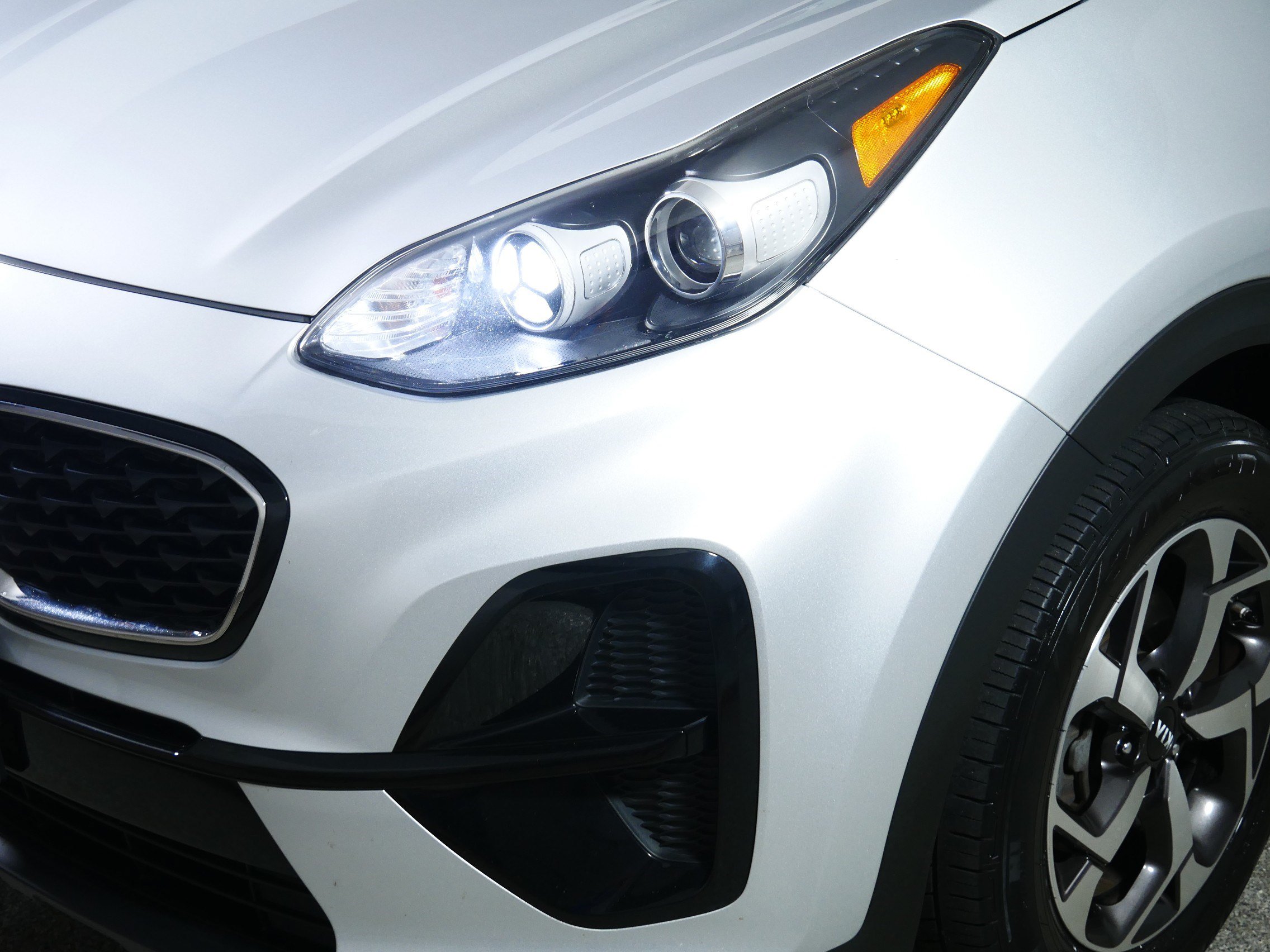 Used 2020 Kia Sportage LX FWD image 16