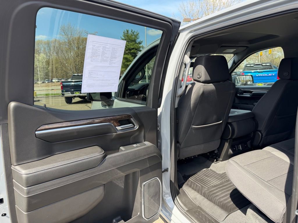 Used 2024 GMC Sierra 1500 Elevation AWD/4WD image 11