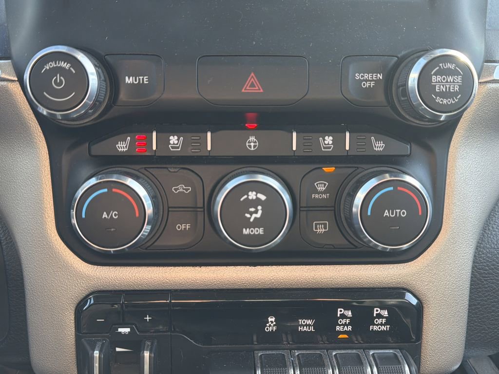 Used 2022 RAM 1500 Laramie image 11