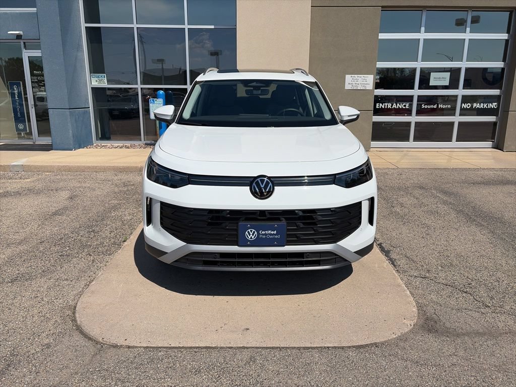 Certified 2026 Volkswagen Tiguan SE AWD/4WD image 3