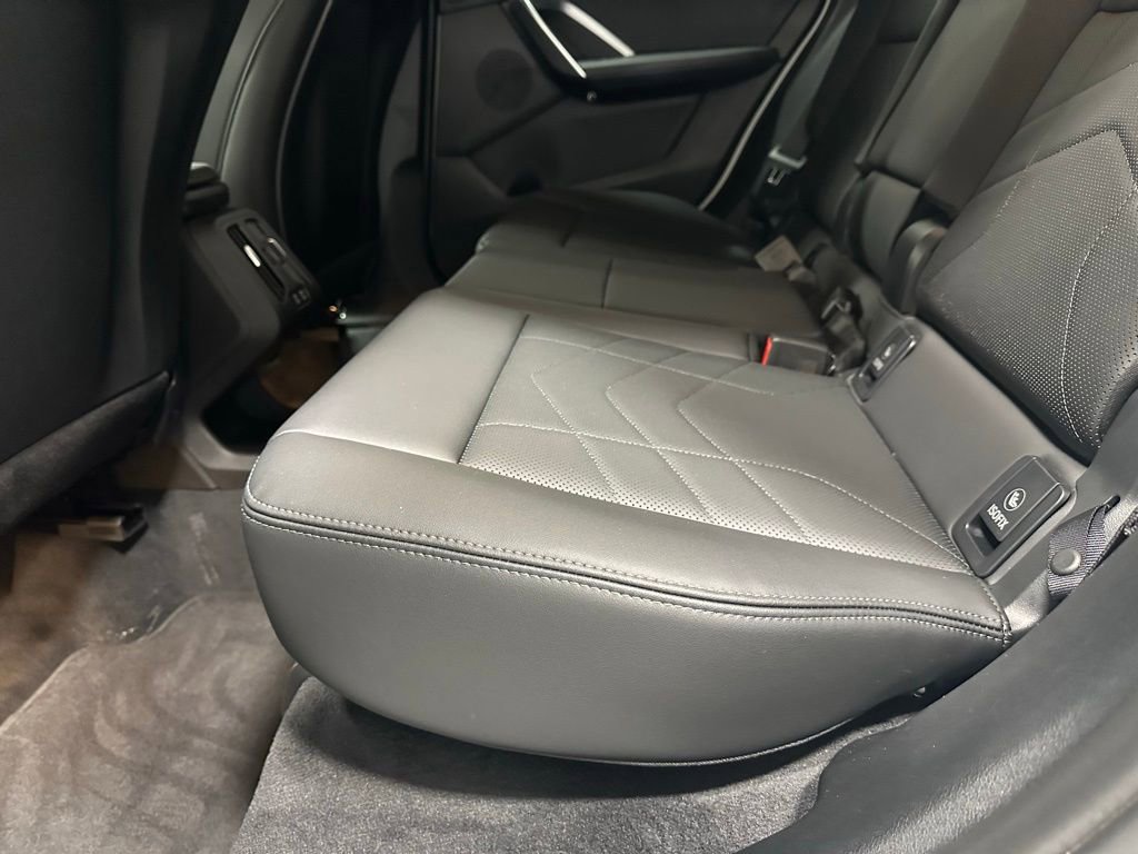 Used 2025 BMW X1 xDrive28i image 41