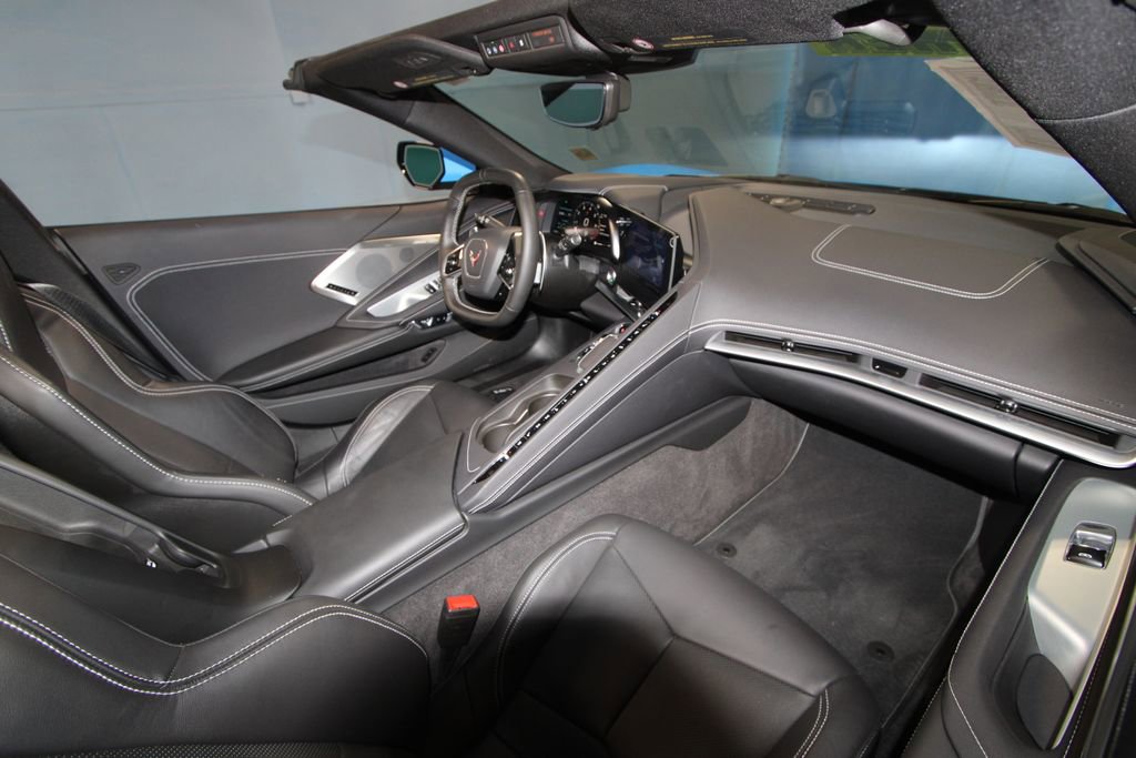 Used 2023 Chevrolet Corvette Stingray Preferred Conv w/ Battery Protection Package image 26