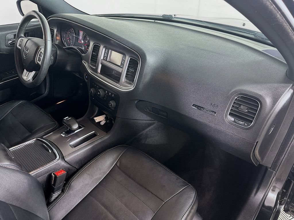 Used 2013 Dodge Charger SE w/ Leather Interior Group image 30