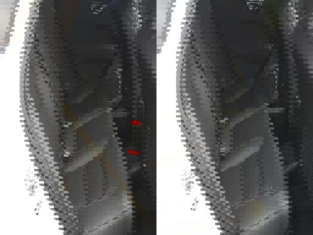 New 2026 Volvo XC60 T8 Ultra w/ Protection Package Premier AWD/4WD image 19