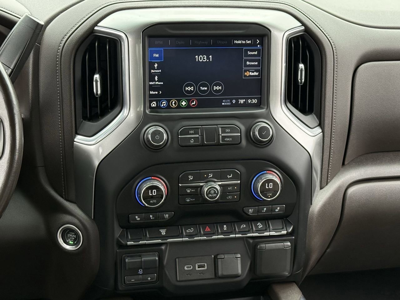 Used 2021 Chevrolet Silverado 2500 LTZ AWD/4WD image 16