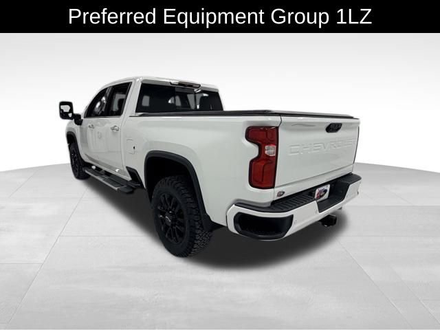 Used 2021 Chevrolet Silverado 2500 LTZ w/ Z71 Chrome Sport Edition image 4