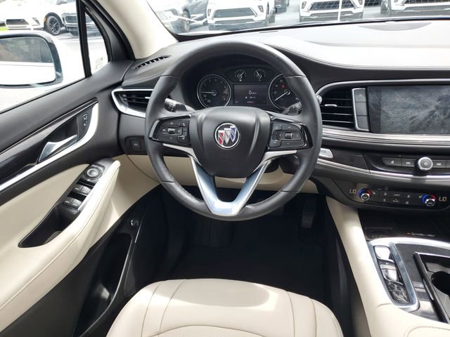 Used 2022 Buick Enclave Essence FWD image 11