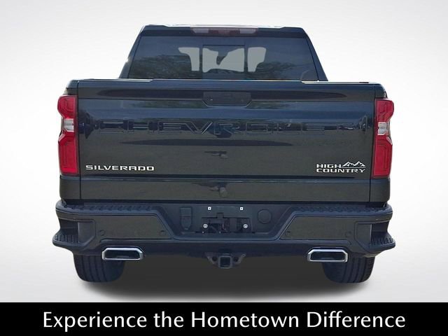 Used 2021 Chevrolet Silverado 1500 High Country w/ Technology Package AWD/4WD image 4