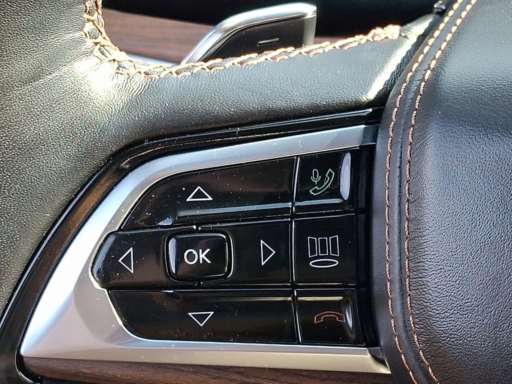 Used 2023 Jeep Grand Cherokee L Summit w/ Luxury Tech Group V image 28