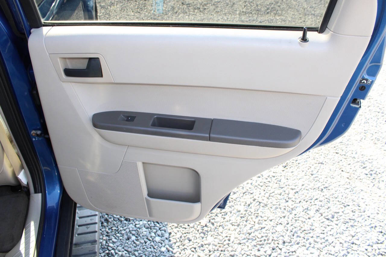 Used 2008 Ford Escape XLT image 21