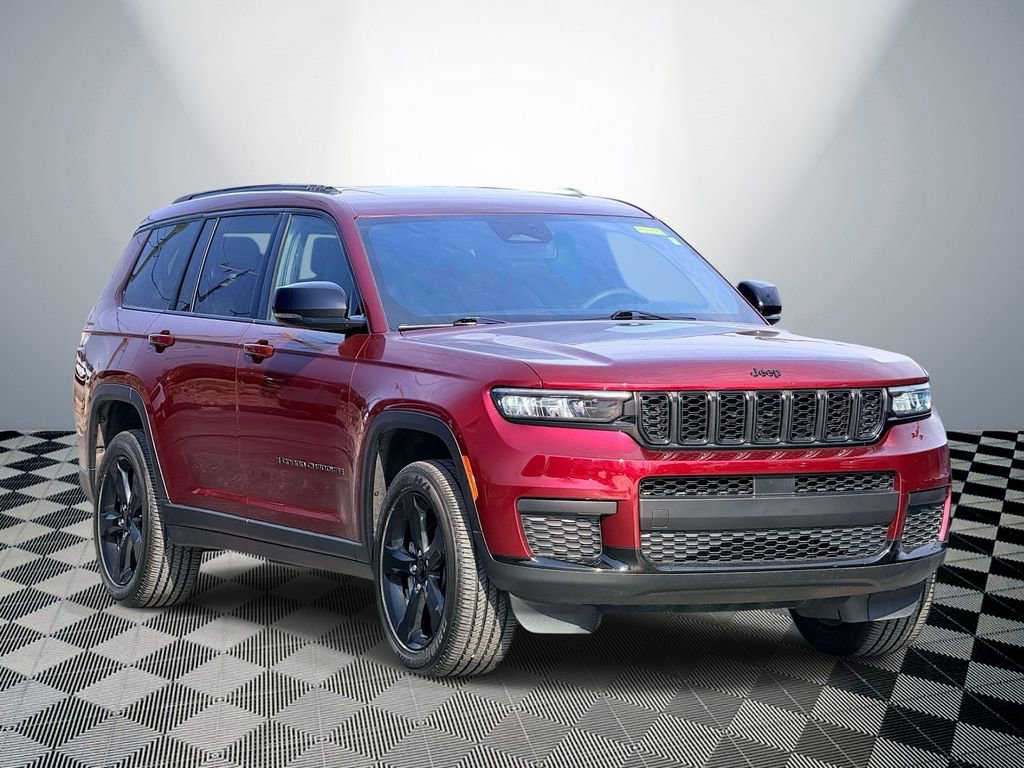 Used 2024 Jeep Grand Cherokee L Altitude AWD/4WD image 4