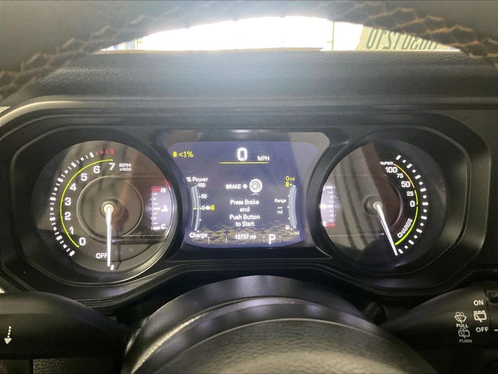 Used 2024 Jeep Wrangler Unlimited w/ Convenience Group AWD/4WD image 24