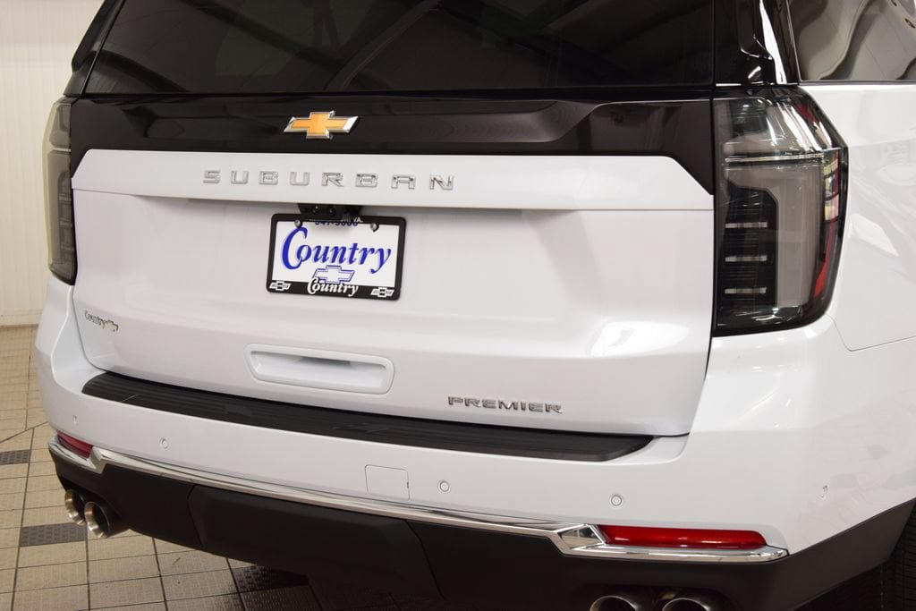 New 2026 Chevrolet Suburban Premier AWD/4WD image 21