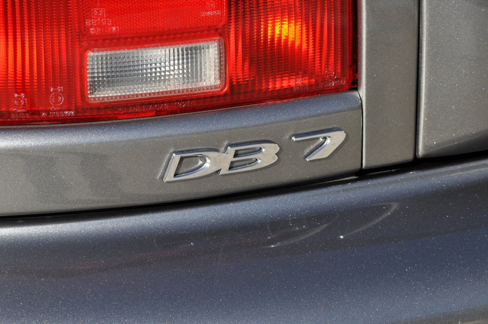 Used 2002 Aston Martin DB7 Vantage image 10