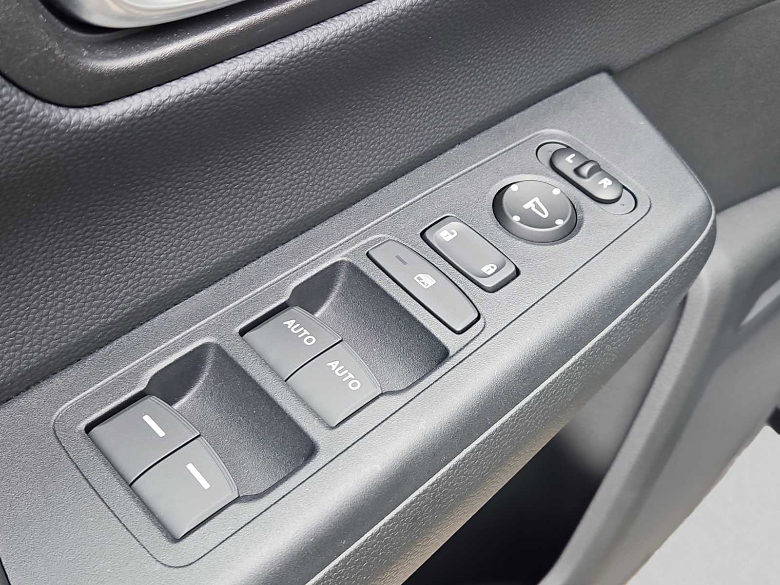 Certified 2024 Honda CR-V EX image 18
