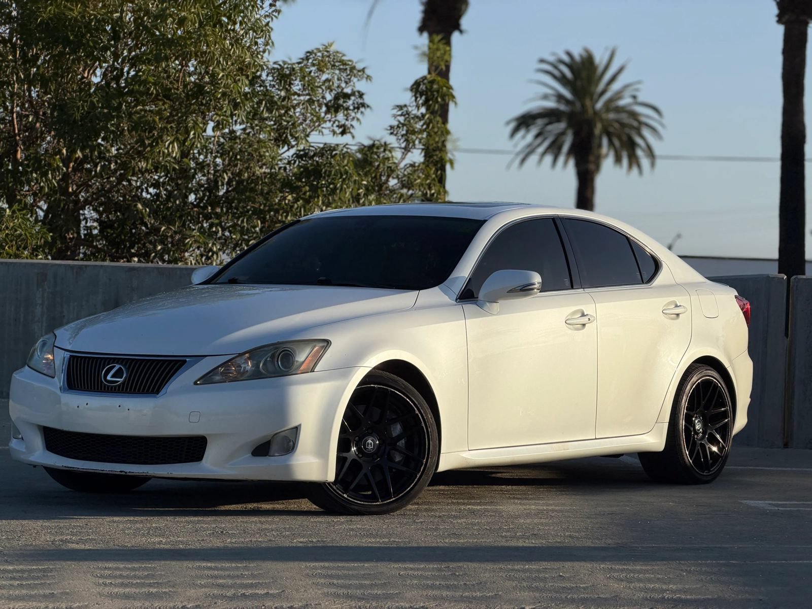 Used 2010 Lexus IS 350 w/ Luxury Plus Value Edition RWD image 1
