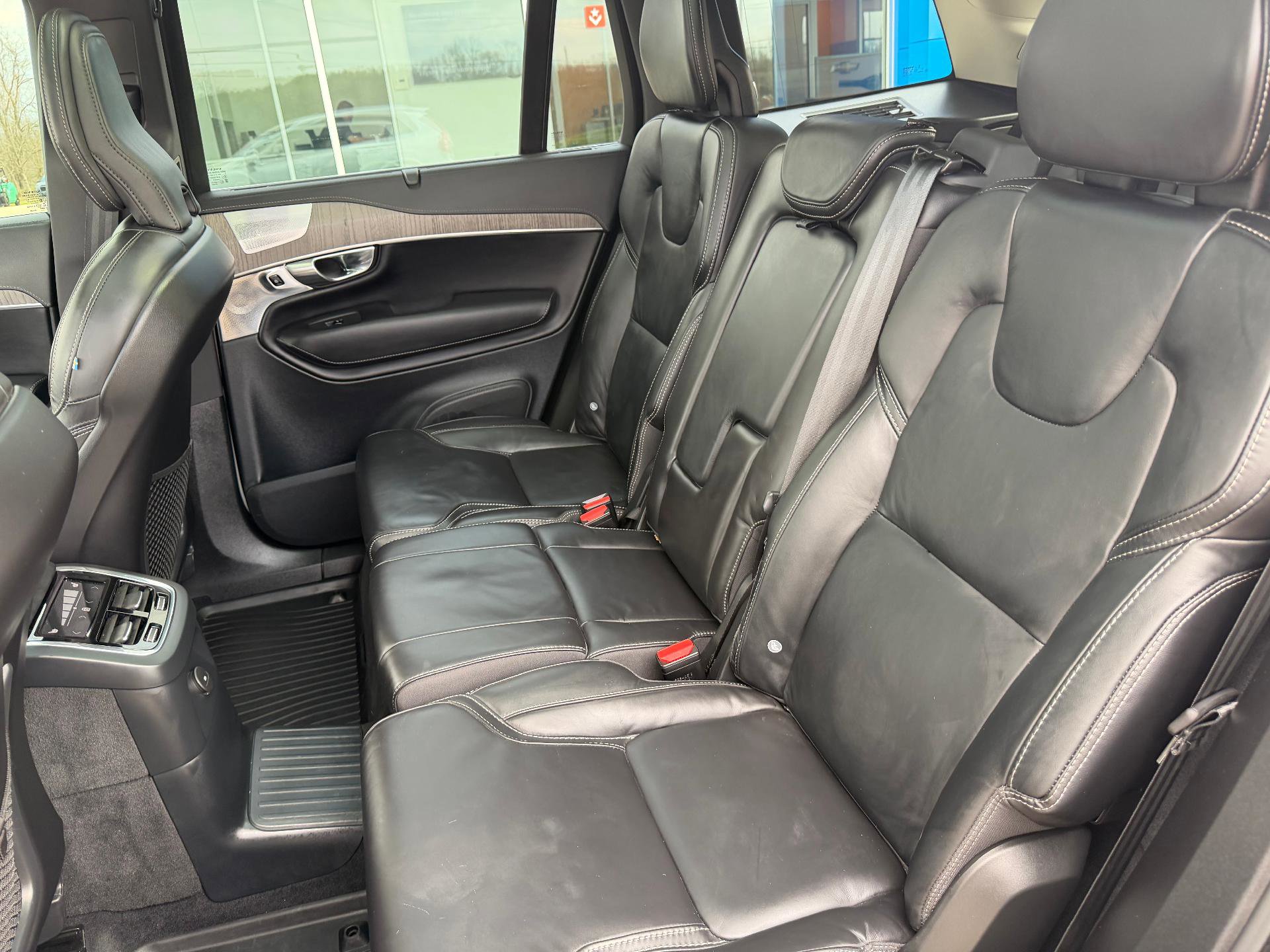 Used 2023 Volvo XC90 T8 Ultimate w/ Protection Package Premier image 22