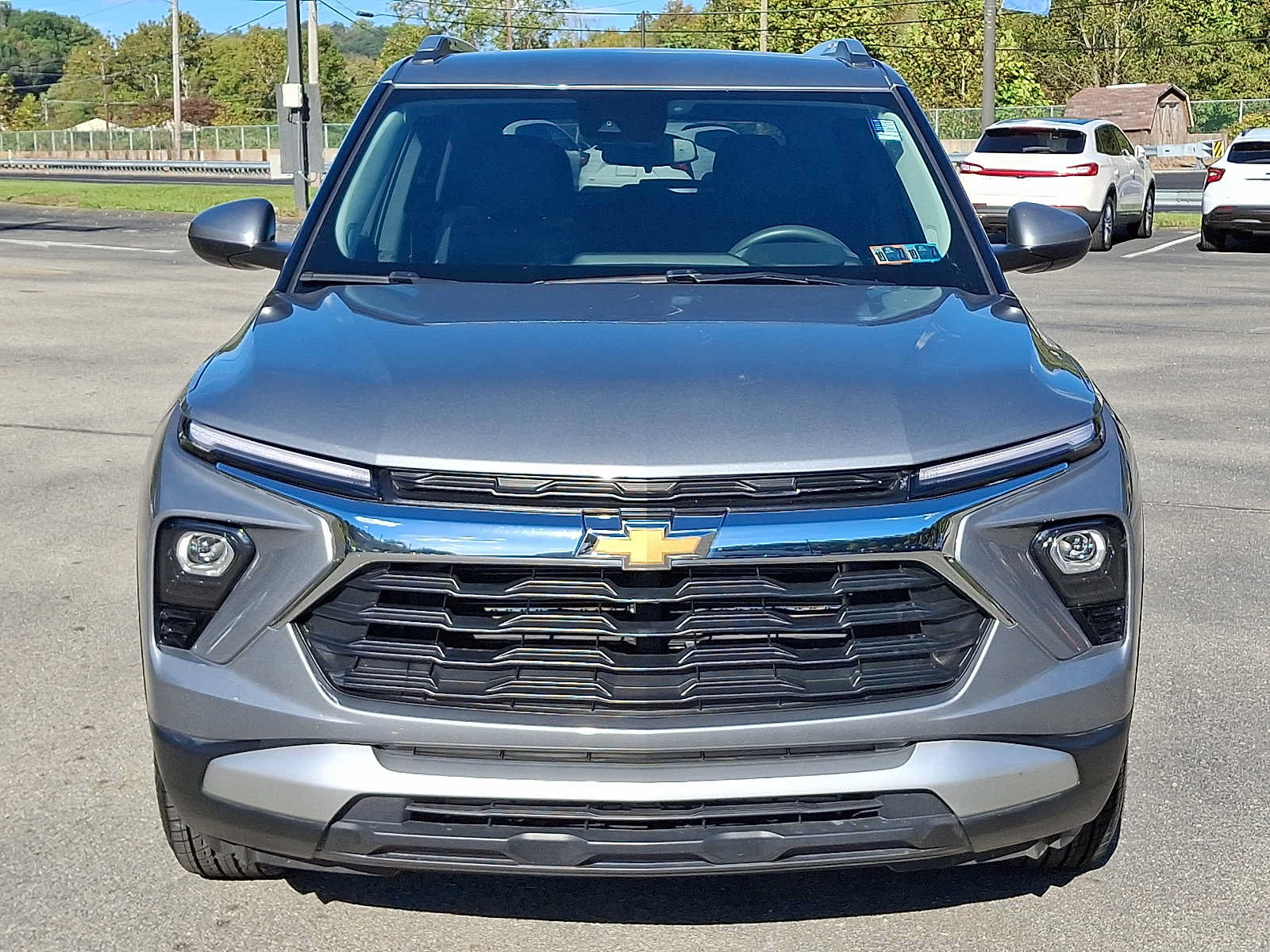 Used 2024 Chevrolet TrailBlazer LT w/ Driver Confidence Package AWD/4WD image 2